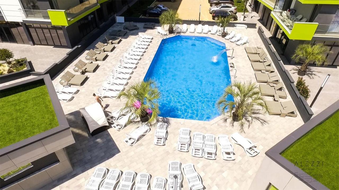 Alezzi Majestic Apartments 97 Неводарі Екстер'єр фото