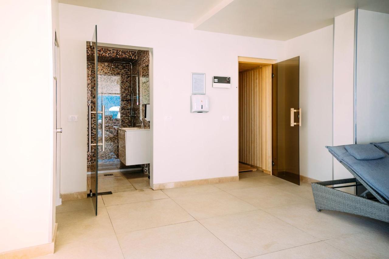 Alezzi Majestic Apartments 97 Неводарі Екстер'єр фото